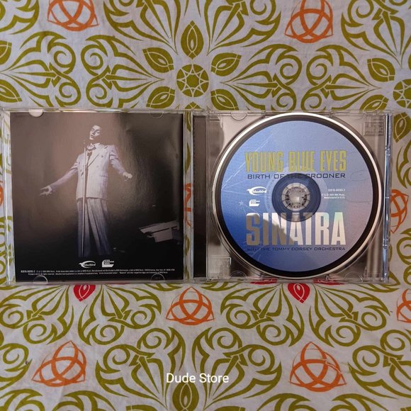 FRANK SINATRA - Young Blue Eyes - Birth of the Crooner - 2004 CD - 20 Songs - Picture 2 of 3